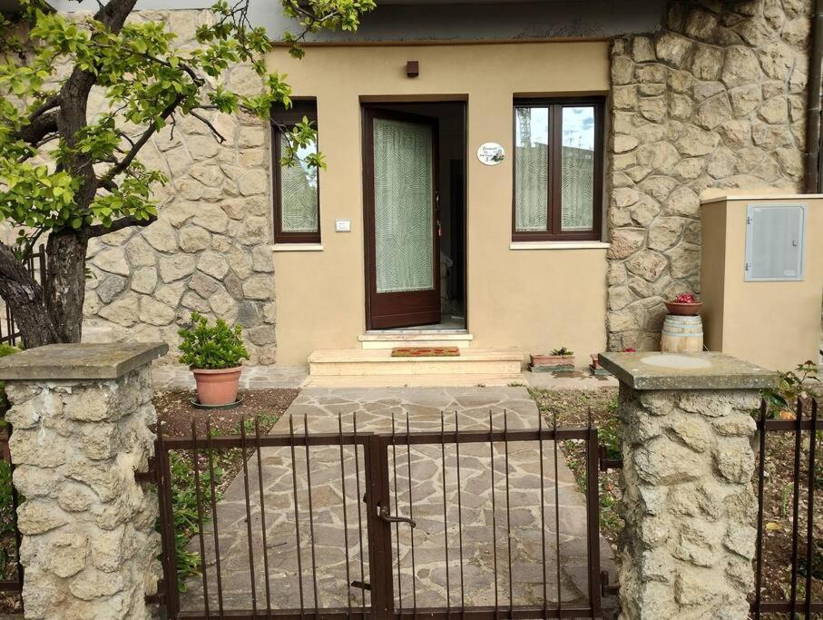 Апартаменты La Casina Di Nonna Giulia Кастильоне-д'Орчия Экстерьер фото